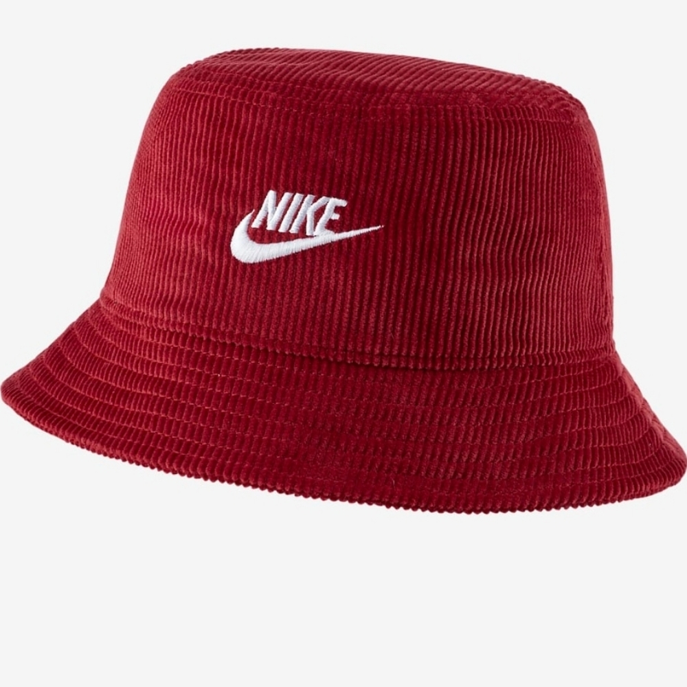 Nike bucket hat